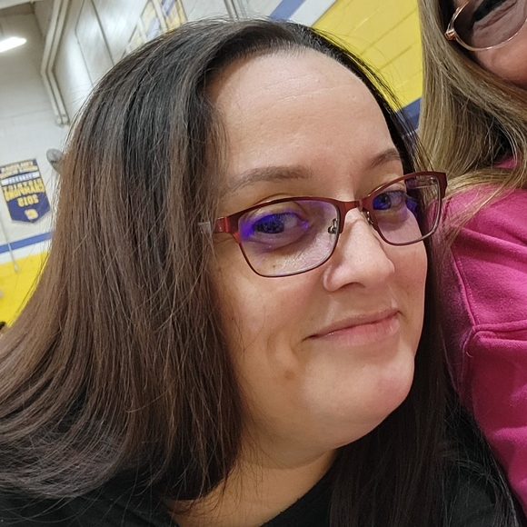 Meet your Posher, Maria - Picture 2 of 2